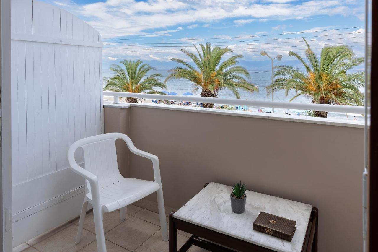 Aphrodite Beachfront By Konnect, 2* Roda (Corfu)